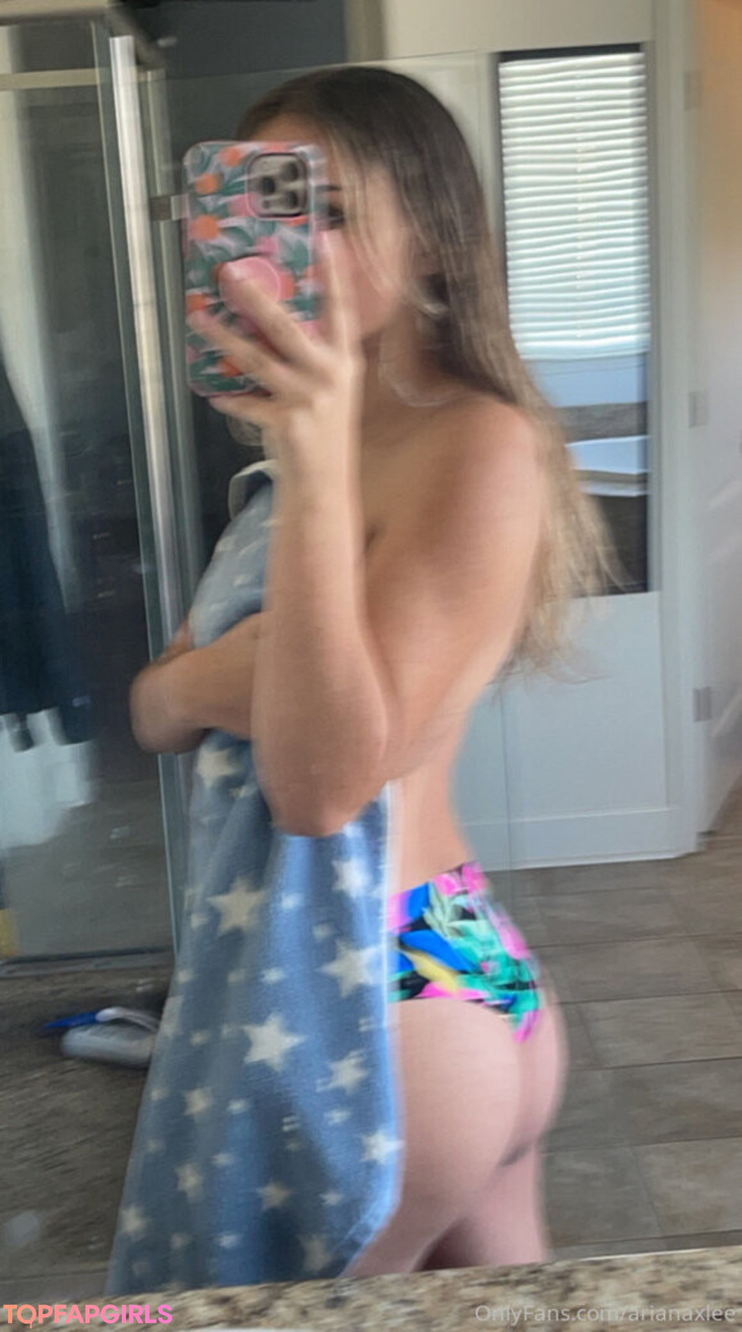 Photo nue de fuite OnlyFans de Ariana Lee #9 Photo nue de fuite OnlyFans de Ariana Lee #9