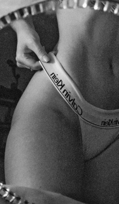 Photo nue de fuite OnlyFans de Flor Laneve