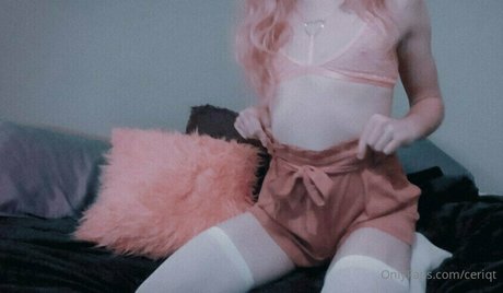 Photo nue de fuite OnlyFans de Ceriqt