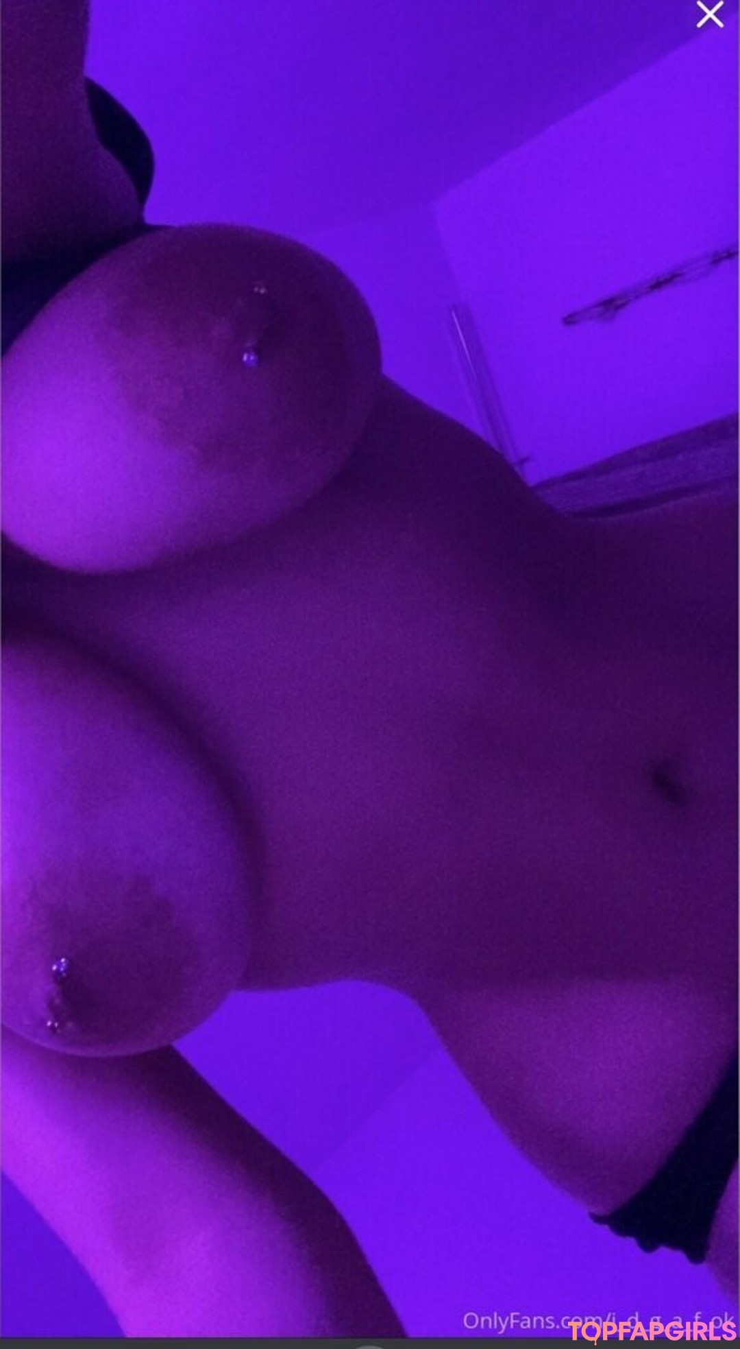 Photo nue de fuite OnlyFans de Maminextdoor #1 Photo nue de fuite OnlyFans de Maminextdoor #1