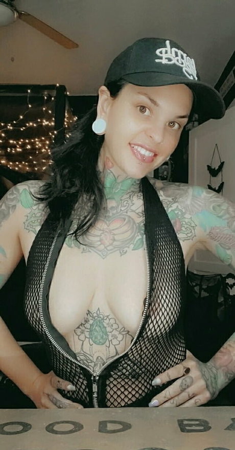Photo nue de fuite OnlyFans de Thegrimwreather66