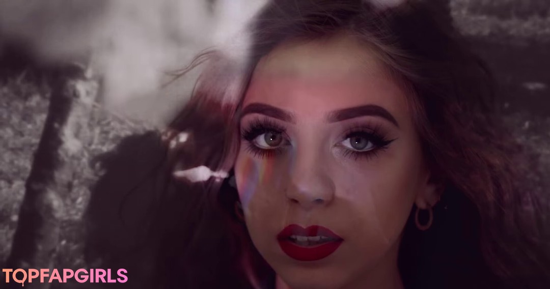 Photo nue de fuite OnlyFans de Musicalethan #27 Photo nue de fuite OnlyFans de Musicalethan #27