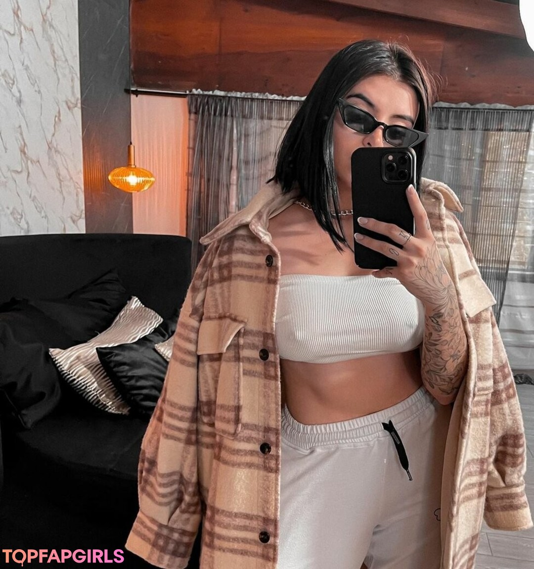 Photo nue de fuite OnlyFans de Alison Estrada #5 Photo nue de fuite OnlyFans de Alison Estrada #5