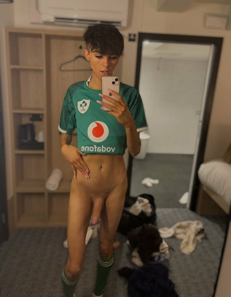 Photo nue de fuite OnlyFans de Dolladills