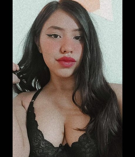 Photo nue de fuite OnlyFans de Inoheli
