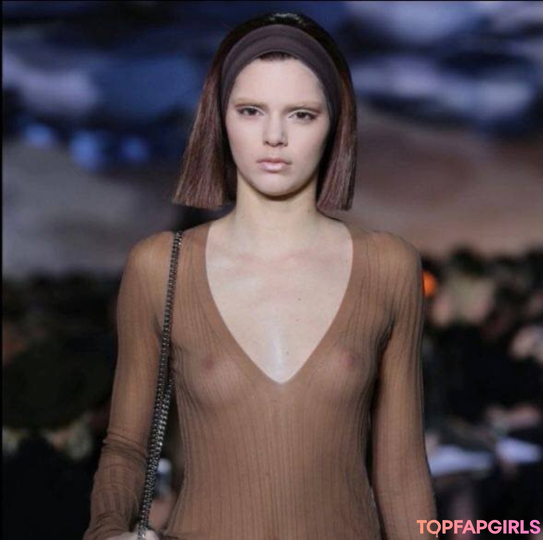 Photo nue de fuite OnlyFans de Kendall Jenner #1819