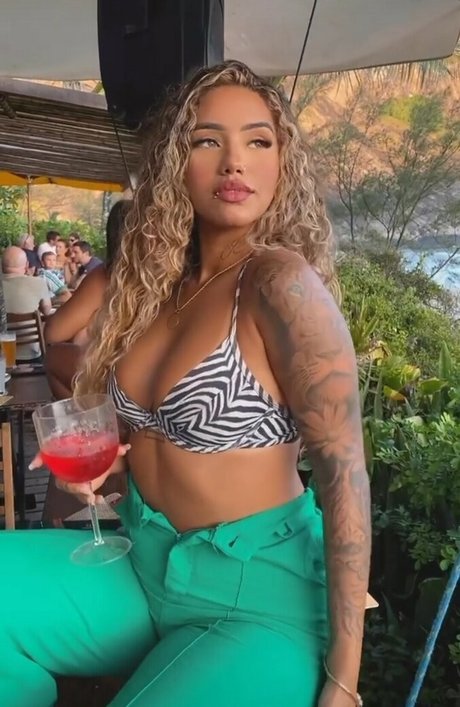 Muito Linda