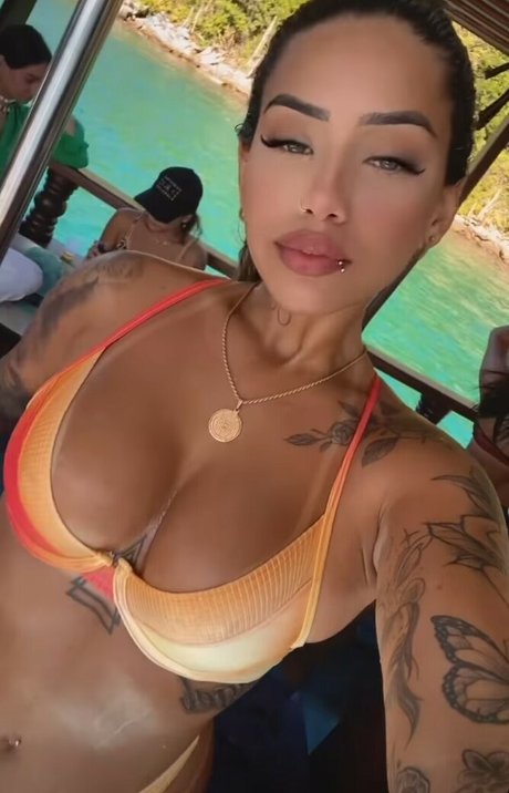 Muito Linda