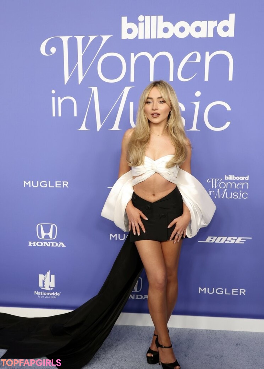 Photo nue de fuite OnlyFans de Sabrina Carpenter #1052