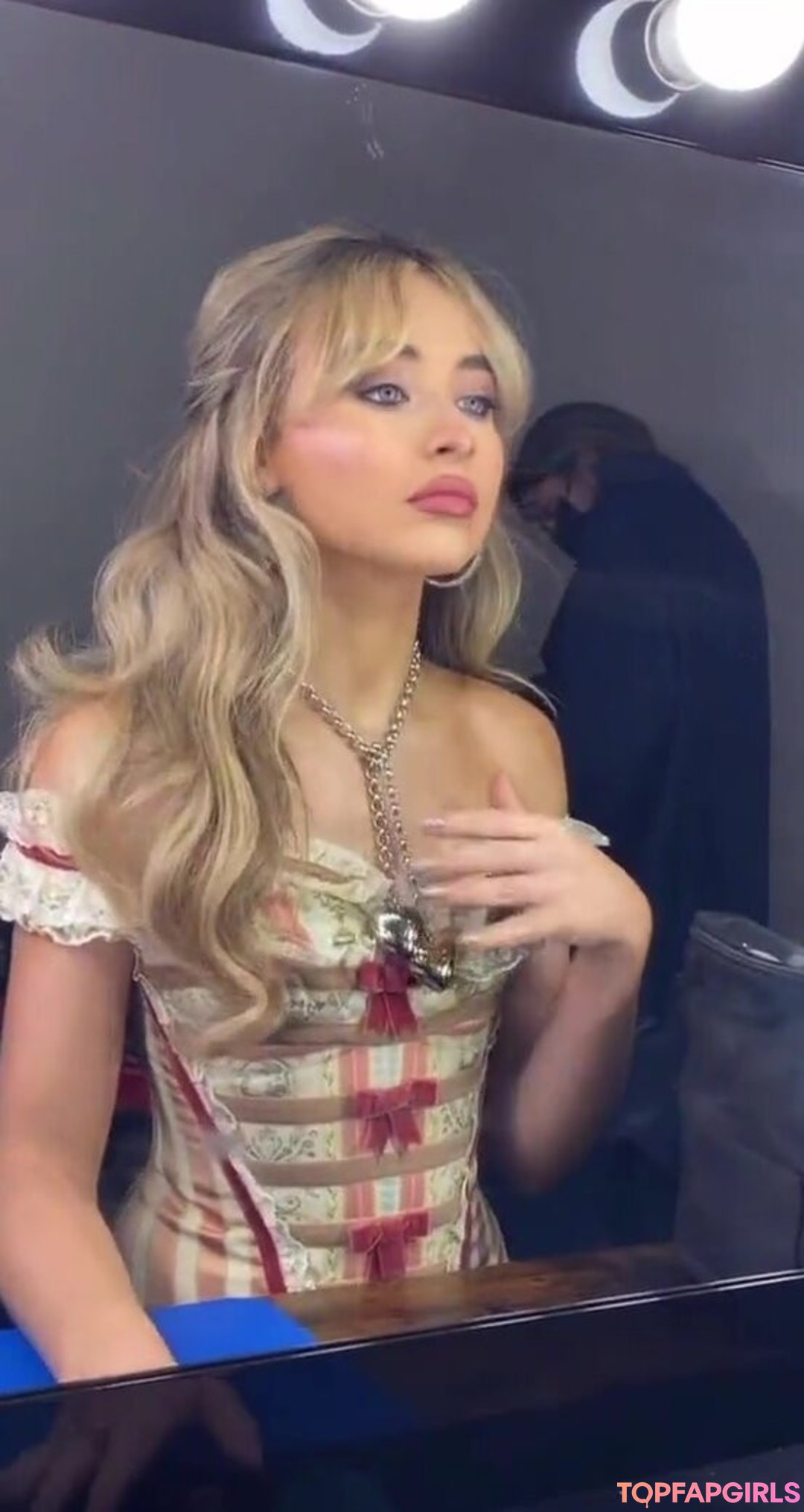 Photo nue de fuite OnlyFans de Sabrina Carpenter #417 Photo nue de fuite OnlyFans de Sabrina Carpenter #417