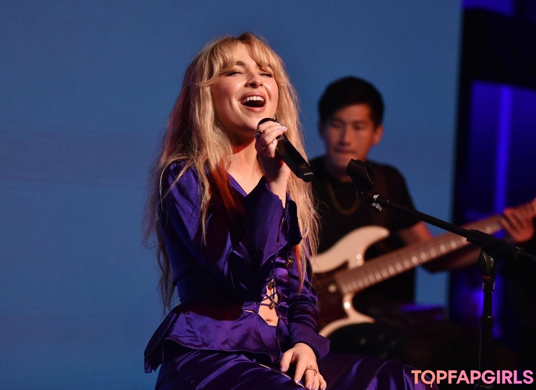 Photo nue de fuite OnlyFans de Sabrina Carpenter #451 Photo nue de fuite OnlyFans de Sabrina Carpenter #451