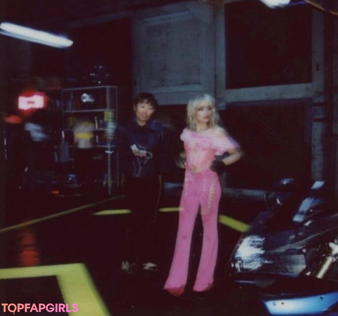 Photo nue de fuite OnlyFans de Sabrina Carpenter #74 Photo nue de fuite OnlyFans de Sabrina Carpenter #74