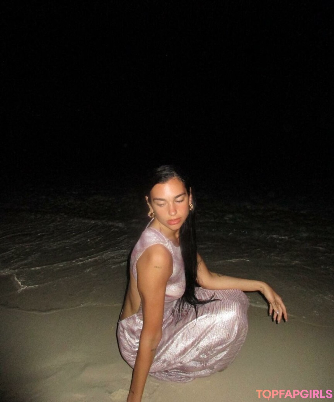 Photo nue de fuite OnlyFans de Dua Lipa #1125