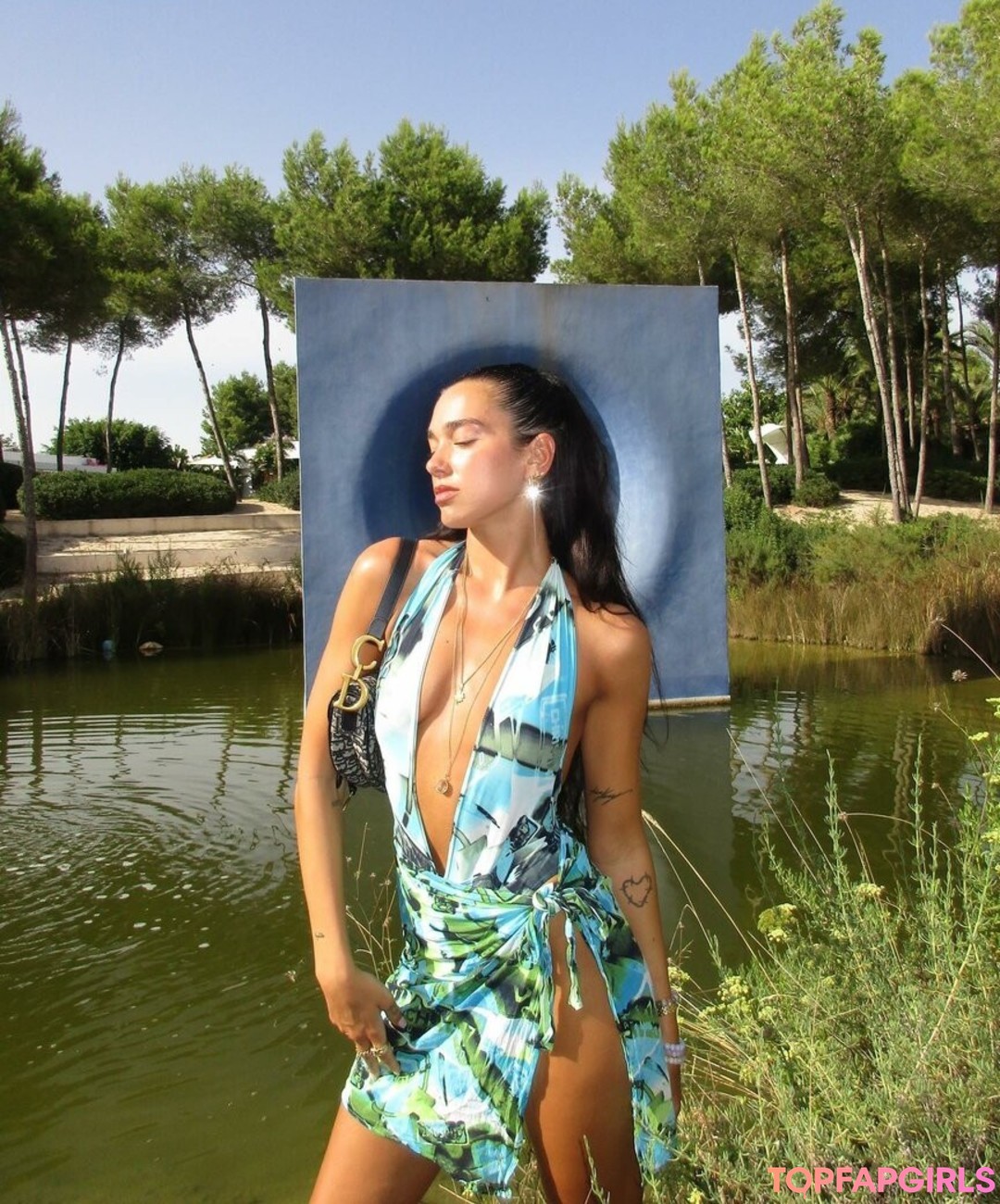 Photo nue de fuite OnlyFans de Dua Lipa #1277