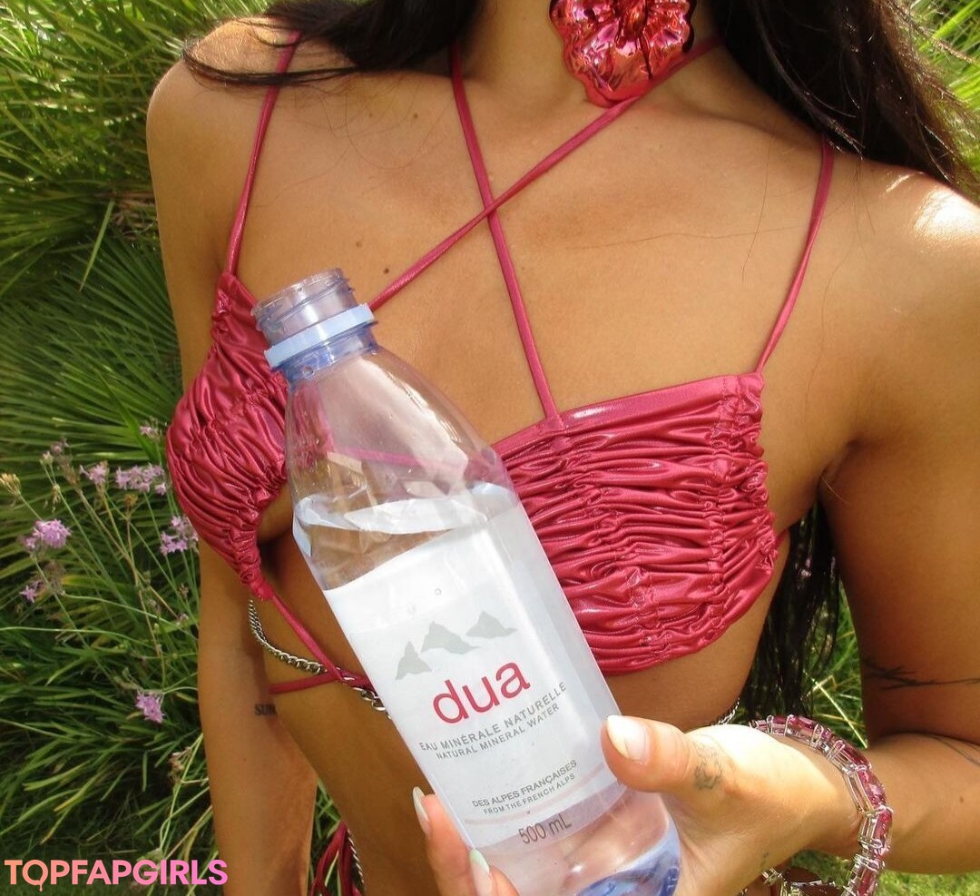 Photo nue de fuite OnlyFans de Dua Lipa #1308