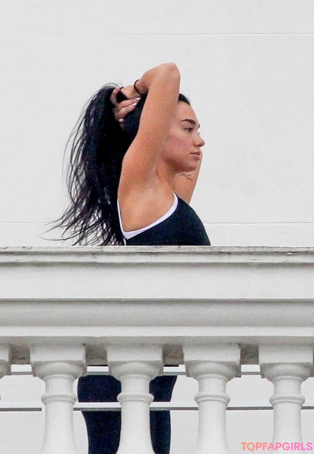 Photo nue de fuite OnlyFans de Dua Lipa #1328