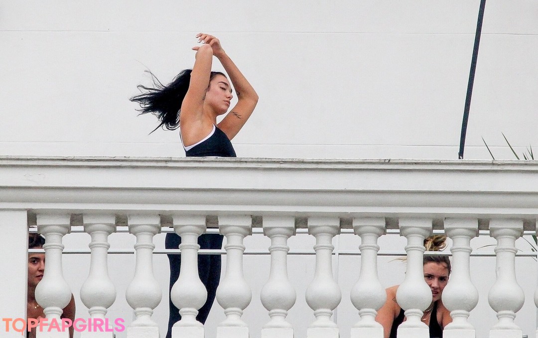 Photo nue de fuite OnlyFans de Dua Lipa #1331