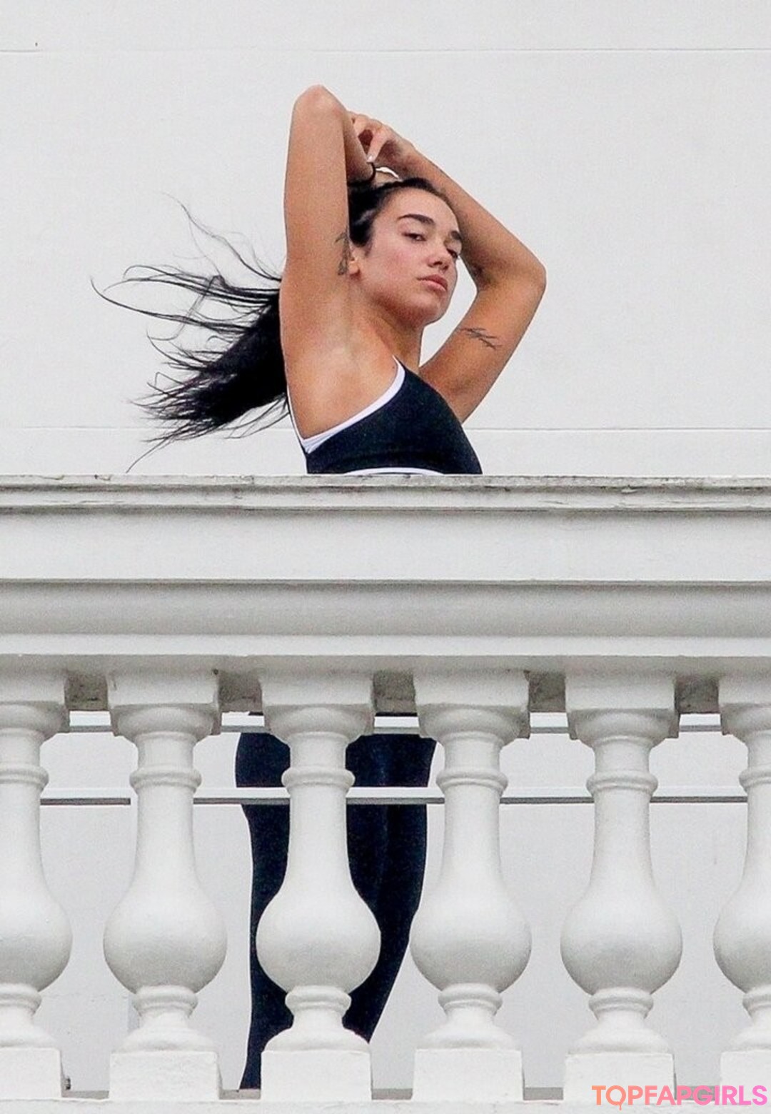 Photo nue de fuite OnlyFans de Dua Lipa #1350