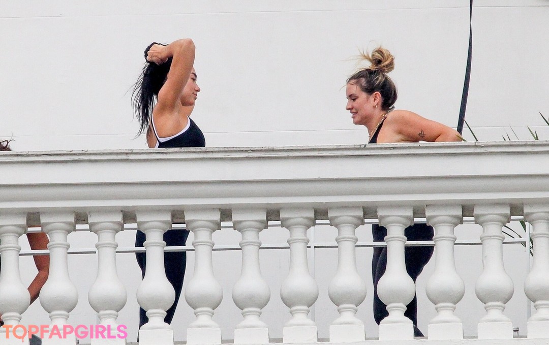 Photo nue de fuite OnlyFans de Dua Lipa #1361