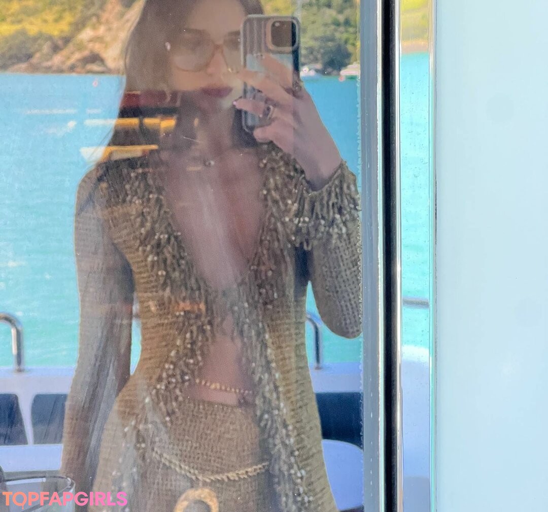 Photo nue de fuite OnlyFans de Dua Lipa #1465