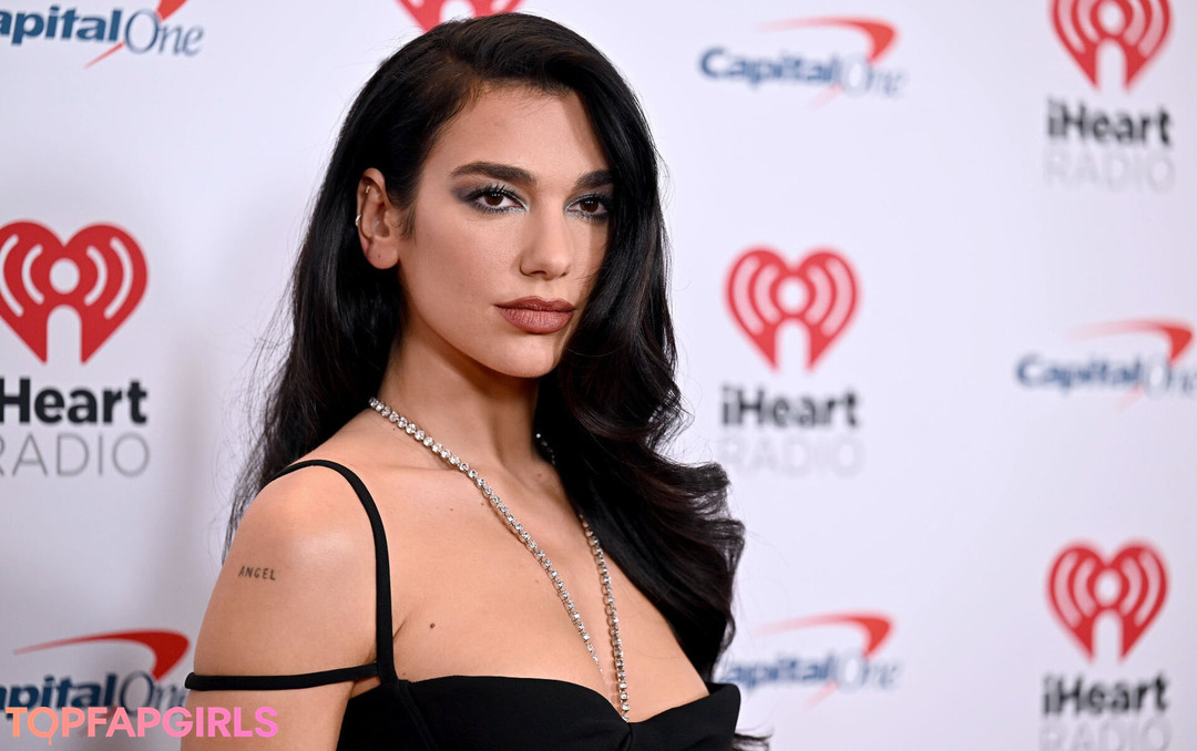Photo nue de fuite OnlyFans de Dua Lipa #1634