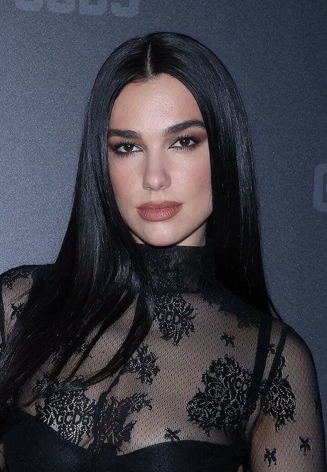Dua Lipa