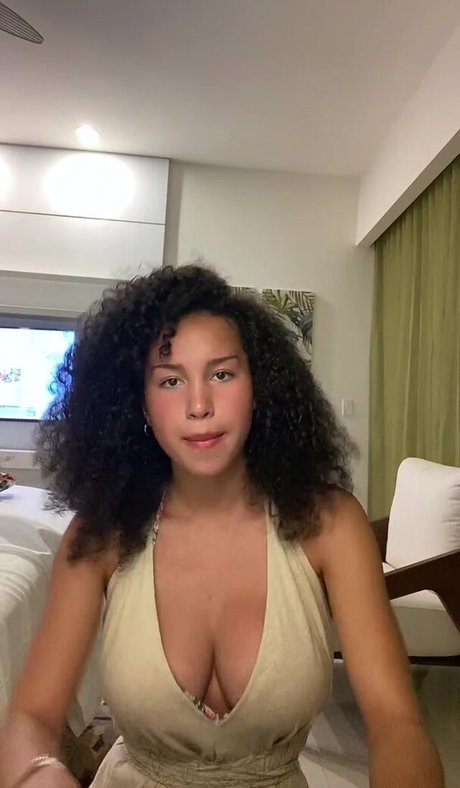 Photo nue de fuite OnlyFans de Sofia Wylie