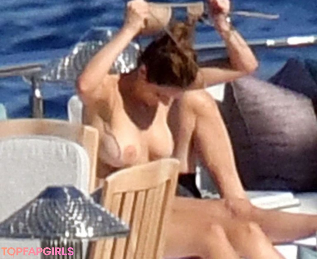 Photo nue de fuite OnlyFans de Katharine Mcphee #42 Photo nue de fuite OnlyFans de Katharine Mcphee #42