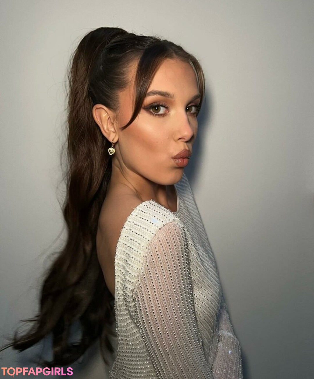 Photo nue de fuite OnlyFans de Millie Bobby Brown #1029