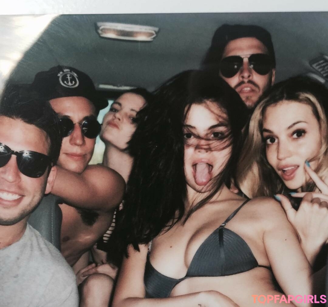 Photo nue de fuite OnlyFans de Selena Gomez #1433