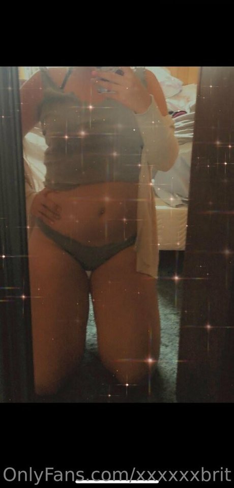 Photo nue de fuite OnlyFans de Xxxxxxbr1t