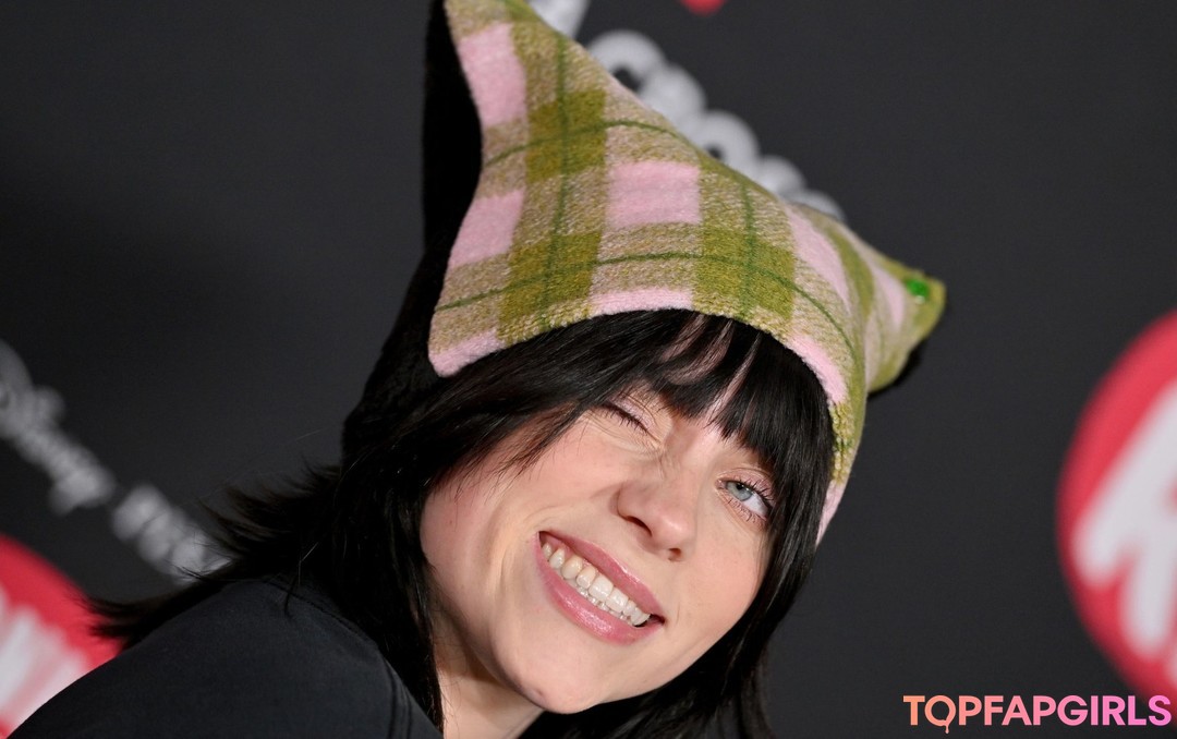 Photo nue de fuite OnlyFans de Billie Eilish #142 Photo nue de fuite OnlyFans de Billie Eilish #142