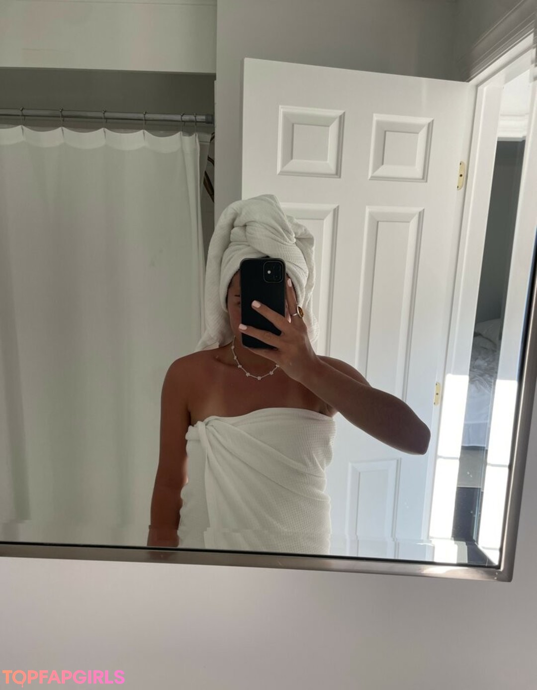 Photo nue de fuite OnlyFans de Ailish Morrison #121 Photo nue de fuite OnlyFans de Ailish Morrison #121