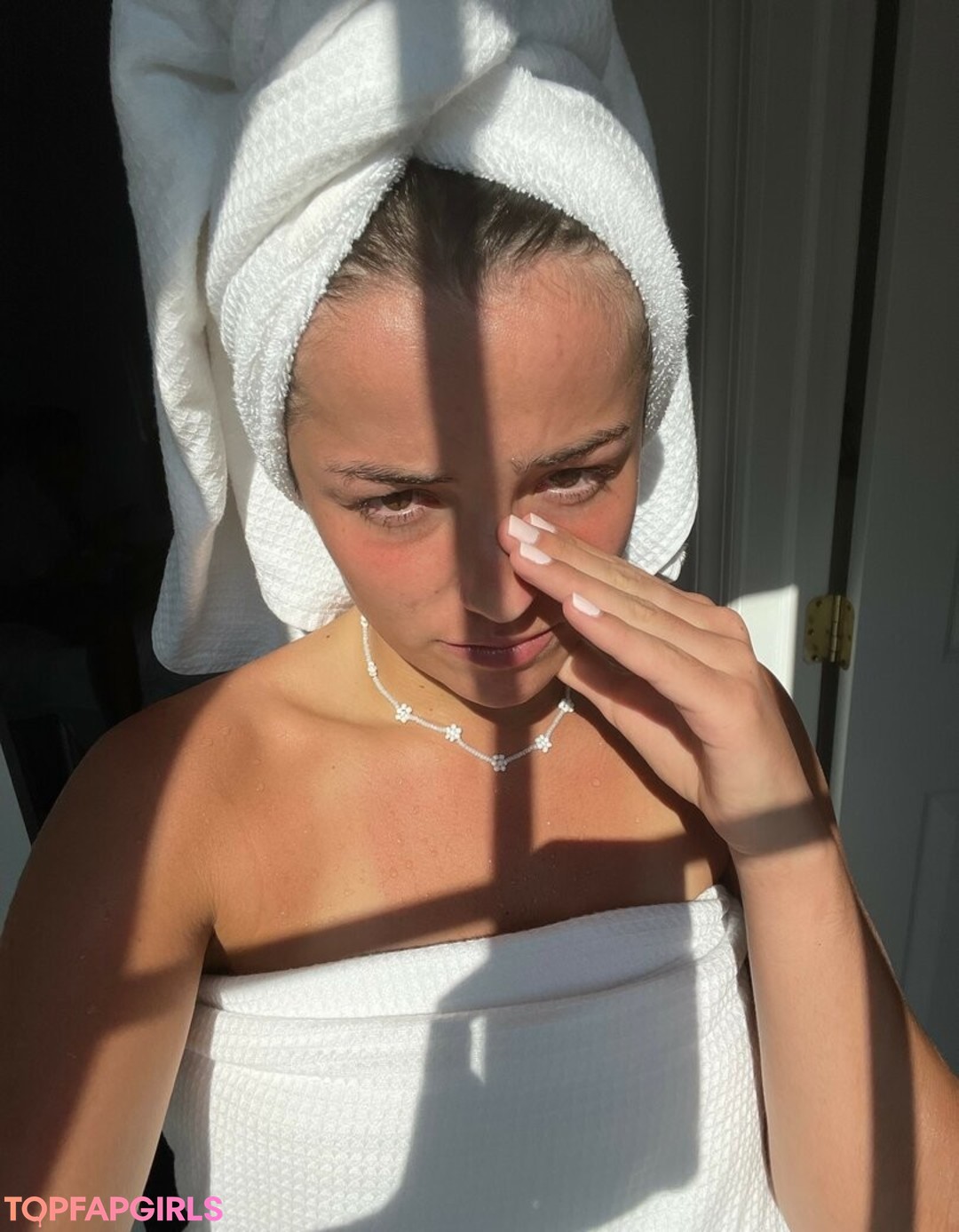Photo nue de fuite OnlyFans de Ailish Morrison #124 Photo nue de fuite OnlyFans de Ailish Morrison #124