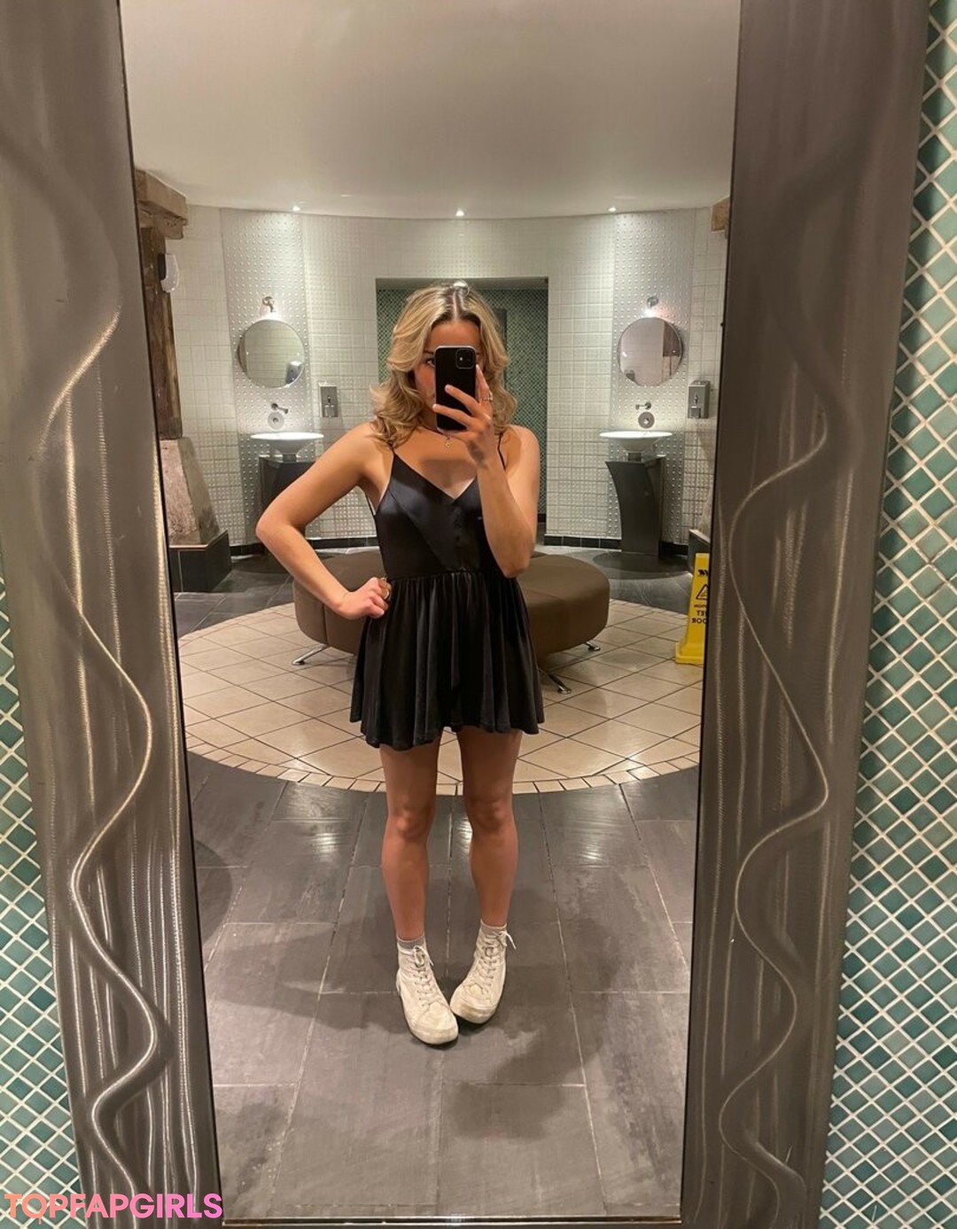 Photo nue de fuite OnlyFans de Ailish Morrison #61 Photo nue de fuite OnlyFans de Ailish Morrison #61