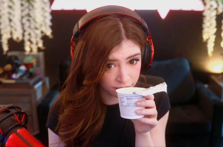 Chrissy Costanza