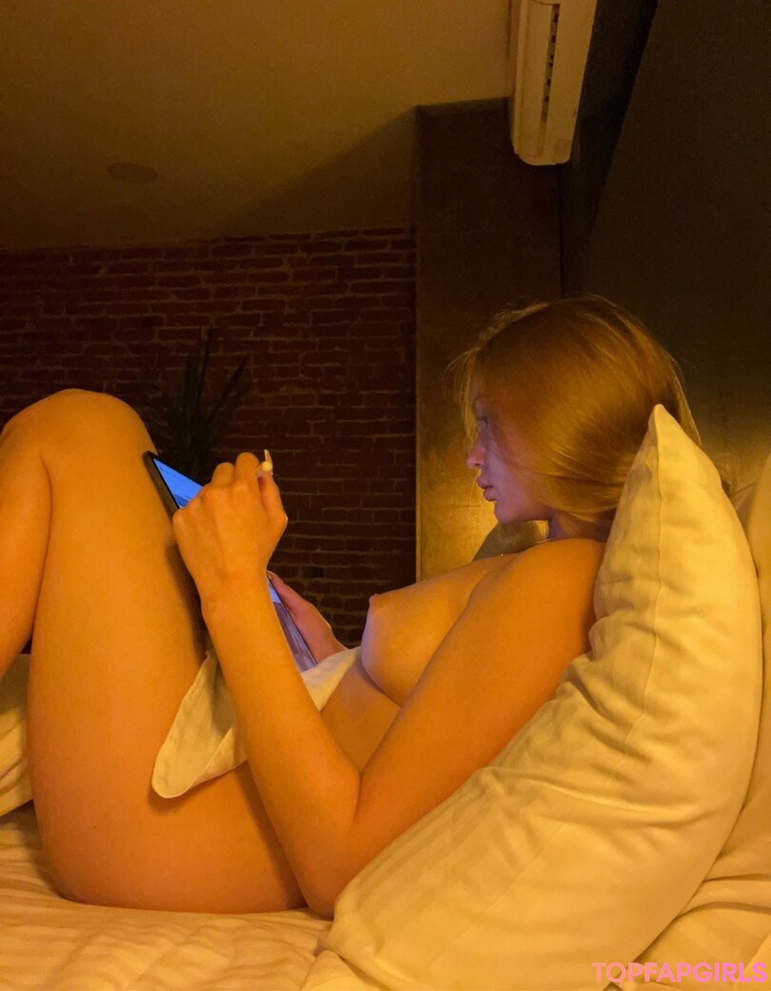 Photo nue de fuite OnlyFans de Wollfgram #65 Photo nue de fuite OnlyFans de Wollfgram #65