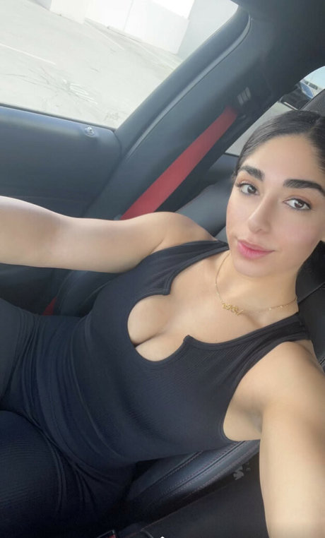 Photo nue de fuite OnlyFans de Mary Noura