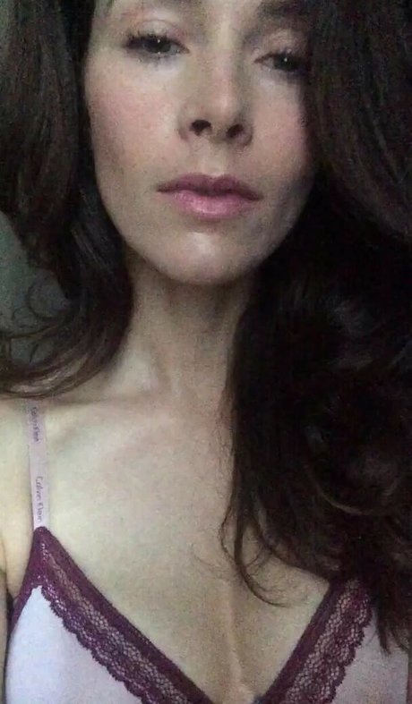 Photo nue de fuite OnlyFans de Abigail Spencer