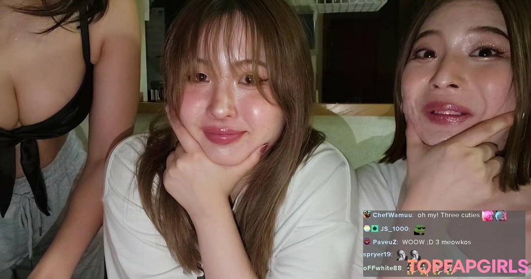 Photo nue de fuite OnlyFans de Meowko #1814