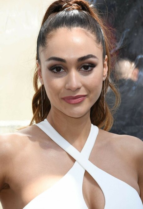 Lindsey Morgan