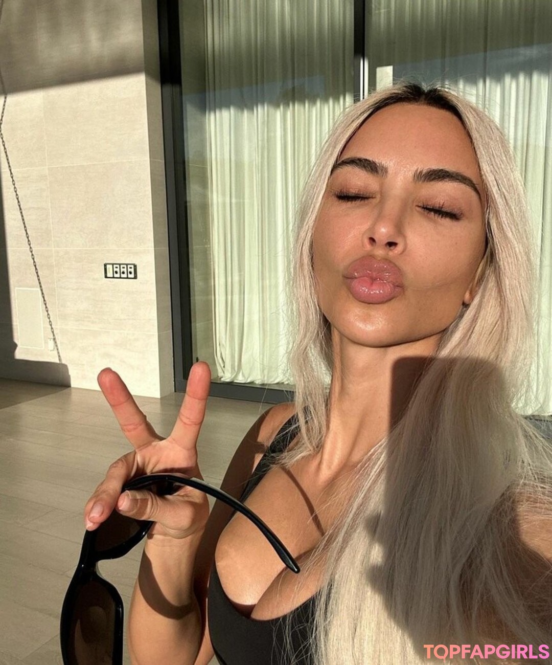 Photo nue de fuite OnlyFans de Kim Kardashian #1209