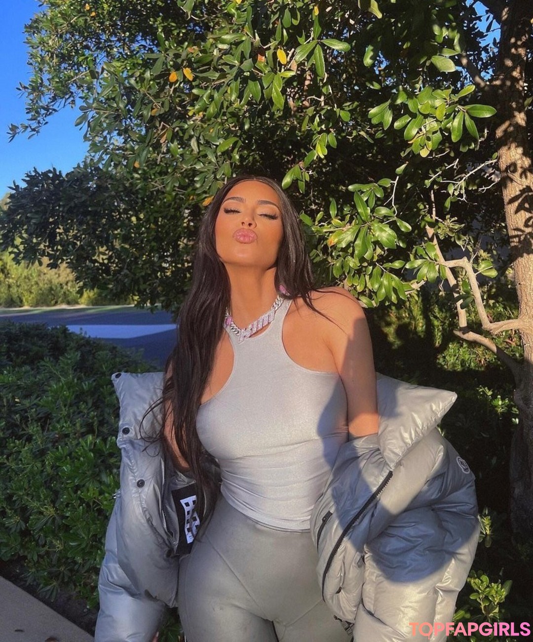 Photo nue de fuite OnlyFans de Kim Kardashian #120 Photo nue de fuite OnlyFans de Kim Kardashian #120