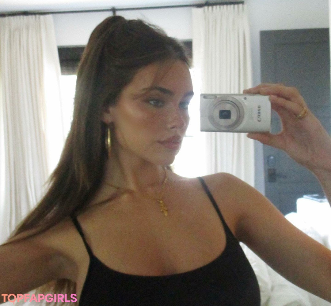 Photo nue de fuite OnlyFans de Madison Beer #1880