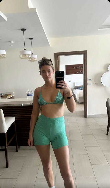 Photo nue de fuite OnlyFans de Hannah Stocking
