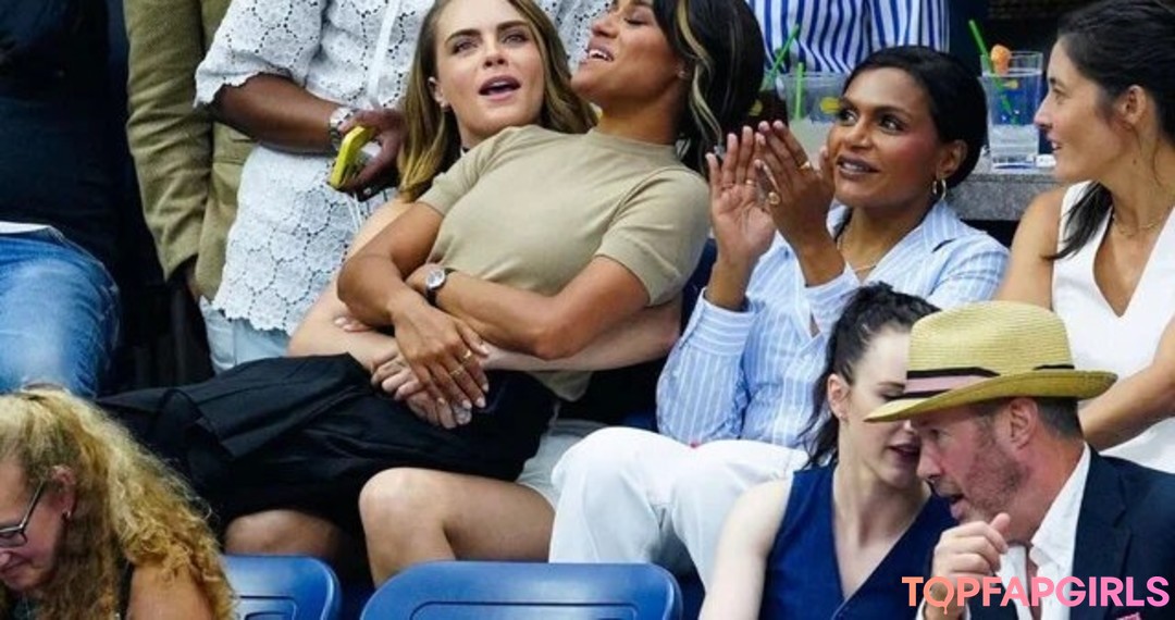Photo nue de fuite OnlyFans de Cara Delevingne #1174