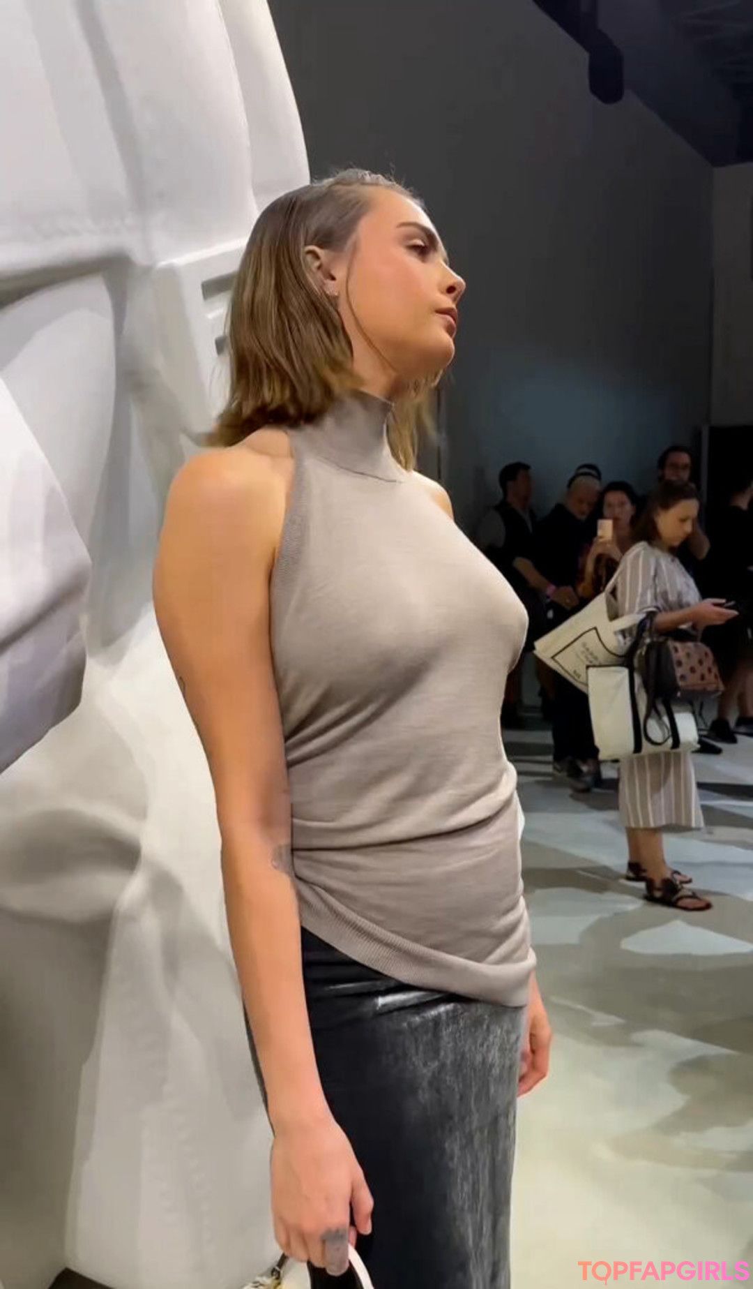 Photo nue de fuite OnlyFans de Cara Delevingne #1210