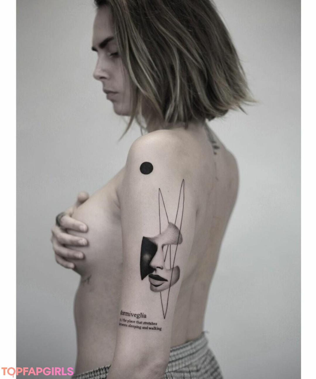 Photo nue de fuite OnlyFans de Cara Delevingne #1226