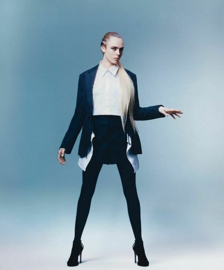 Cara Delevingne
