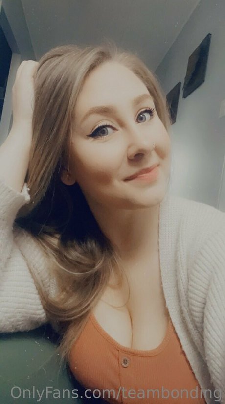 Photo nue de fuite OnlyFans de Teambonding